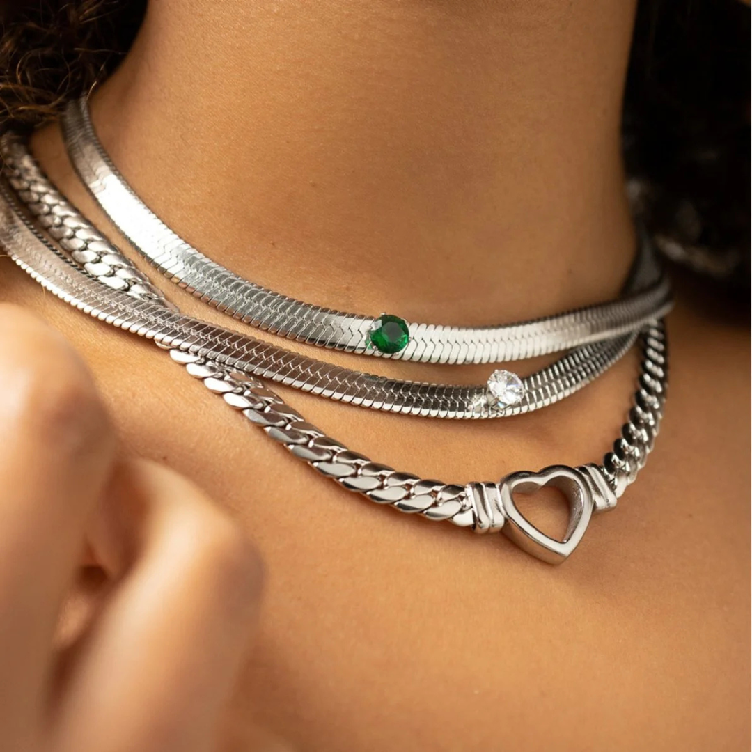 Collier Ras-de-Cou Cœur Minimaliste en Argent
